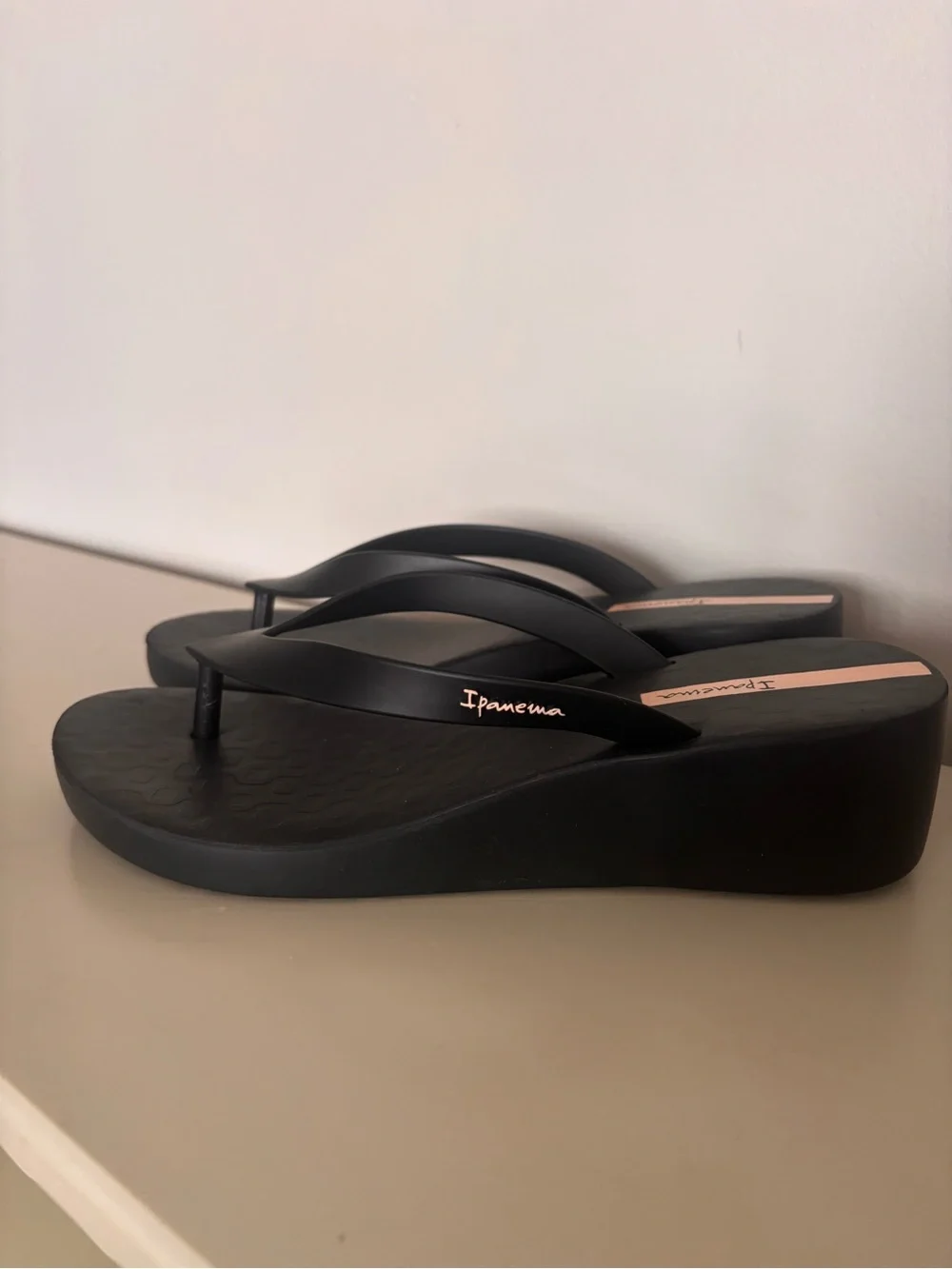 Ipanema Black Women’s Platform Flip Flop Sandals with Rose Gold Logo